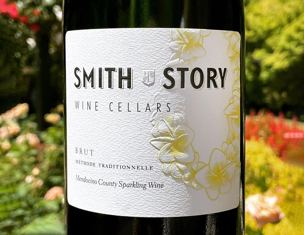 Smith-Story-Sparkling-Wine-front-1170×906